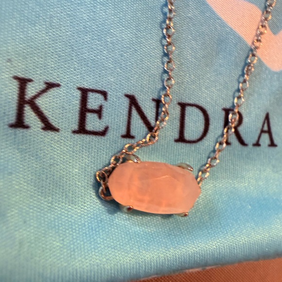 Retired Kendra Scott Ever Necklace 14K Gold Plated Rose Quartz w/ Dustbag - Picture 2 of 12